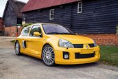 Renault Clio V6