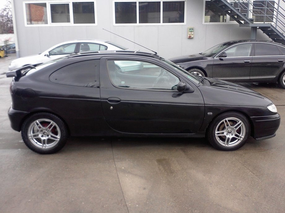 Renault Coupe RT20