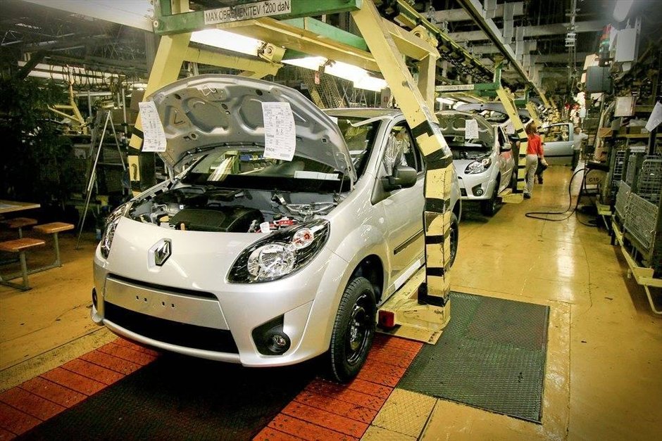 Renault disponibilizeaza angajatii din Slovenia Renault disponibilizeaza angajatii din Slovenia