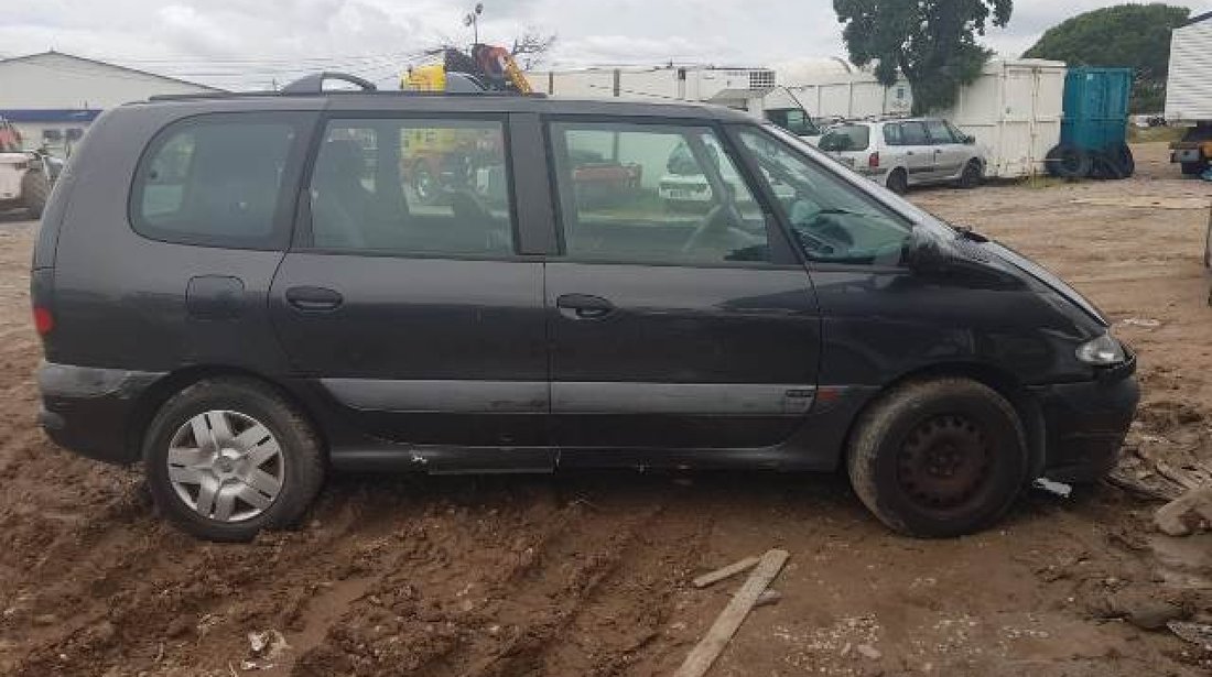 Renault Espace 2.2dci