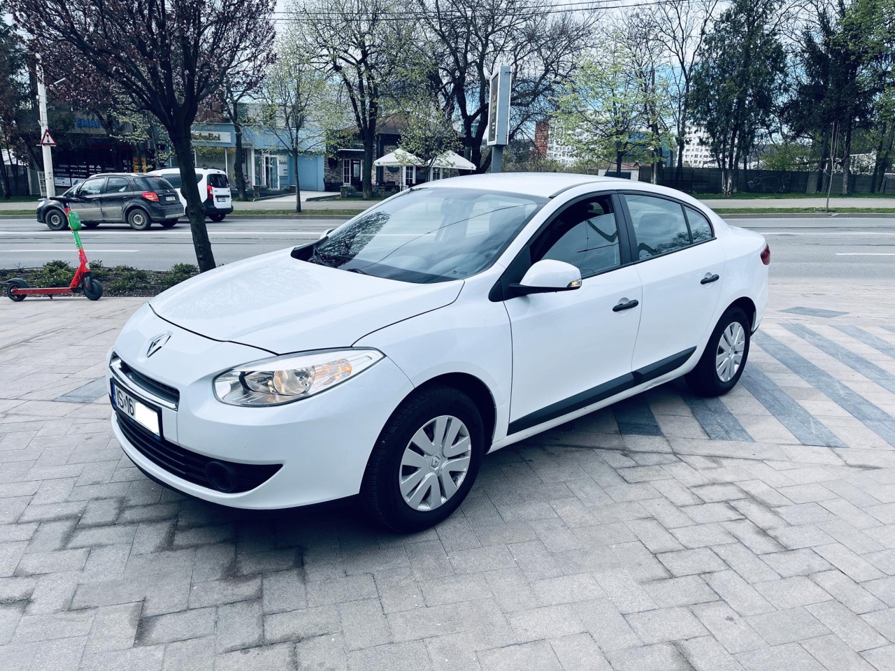 Renault Fluence 1.6Benzina Euro 5 A/C El