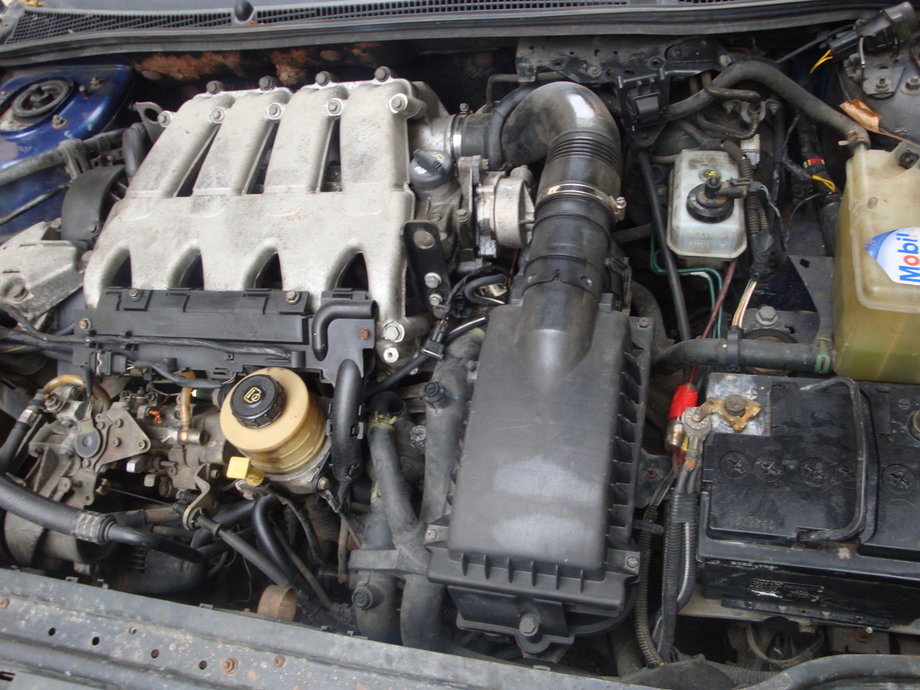 Renault Laguna 1
