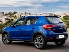 Renault Logan si Sandero Facelift