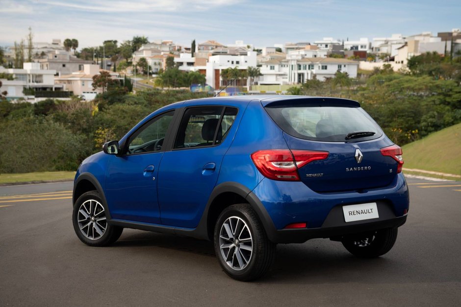 Renault Logan si Sandero Facelift