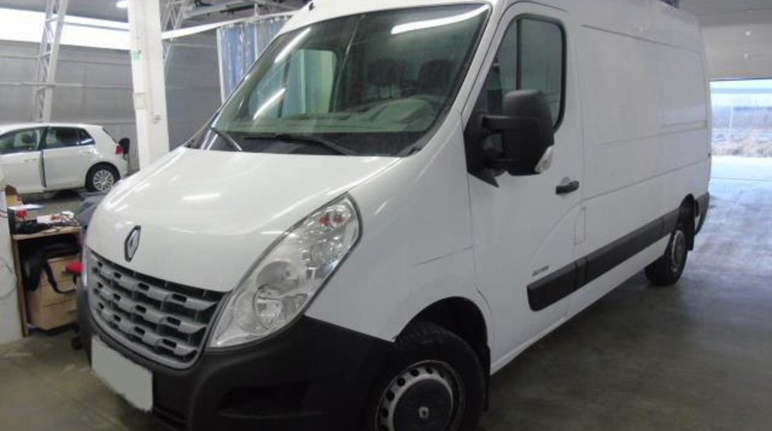 Renault Master FURGON Confort 2+1 locuri Tractiune 2.3 dCi 125 CP L2H2 FGT1223D6 2011