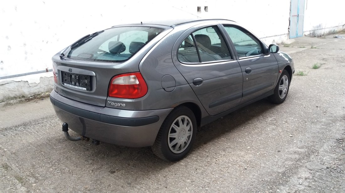 Renault Megane 1,4 16 valve benzina 2000