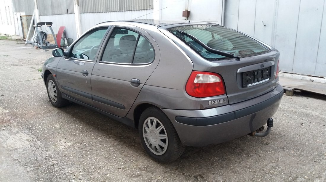 Renault Megane 1,4 16 valve benzina 2000