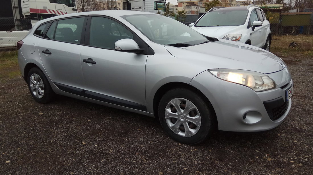 Renault Megane 1.5DCi avans 10%, rate 1-5 ani 2010