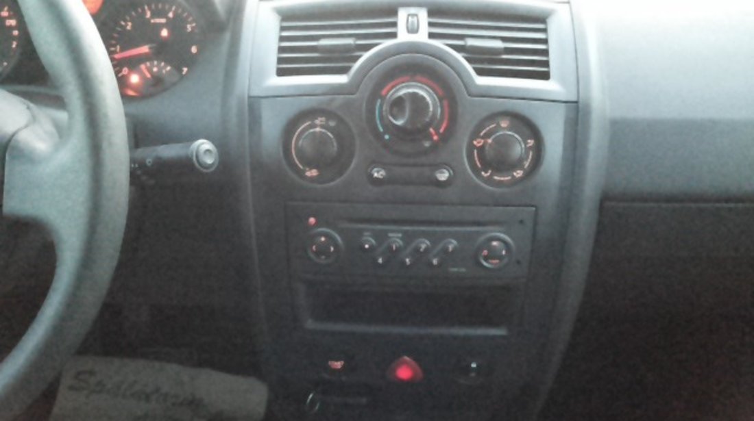 Renault Megane 1.6i 16V 2005