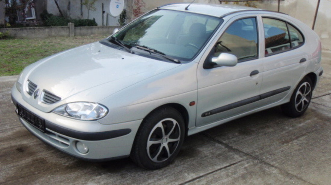 Renault Megane 1.6i Automatic 2000