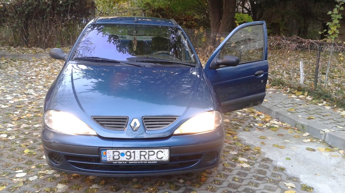 Renault Megane 16 berlina 2000