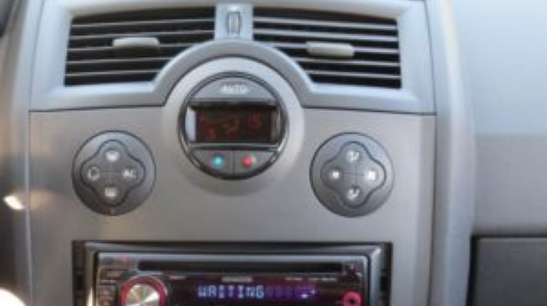 Renault megane cd navigatie romania europa full 2015