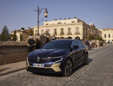 Renault Megane E-Tech - Galerie Foto