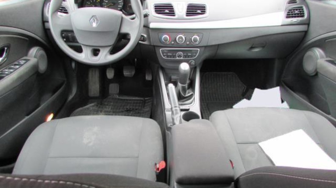 Renault Megane Expression 1.5 dCi 90 CP 2012