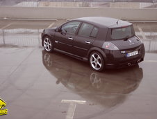 Renault Megane II - Merlot Megane din 05