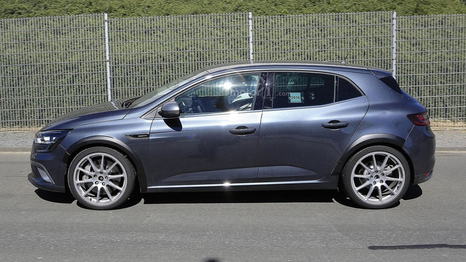 Renault Megane RS-Poze Spion