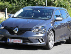 Renault Megane RS-Poze Spion