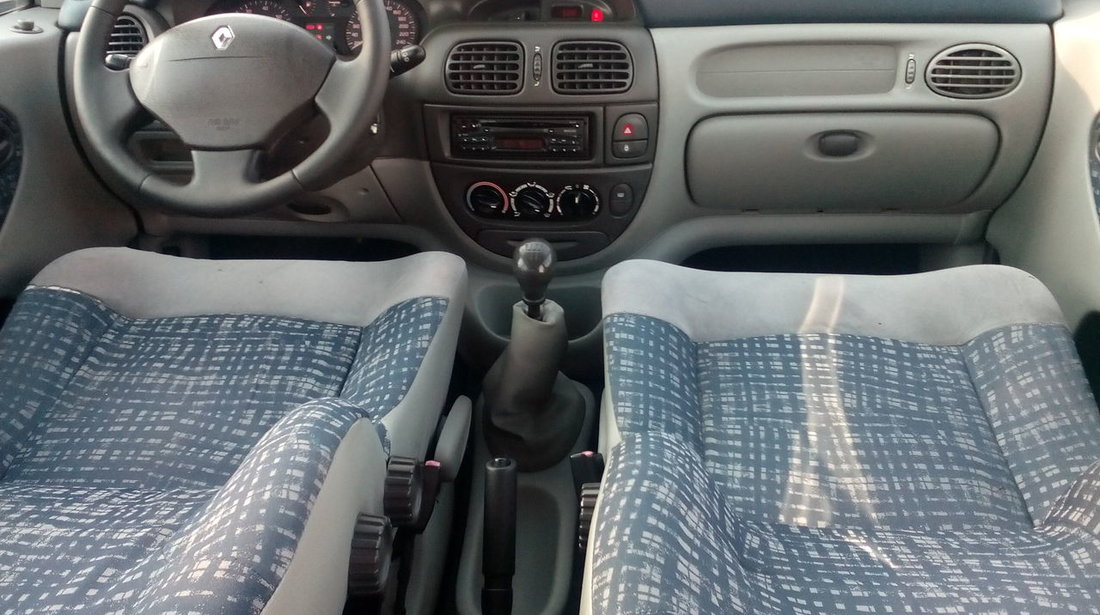 Renault Scenic 1.4 efi 2000