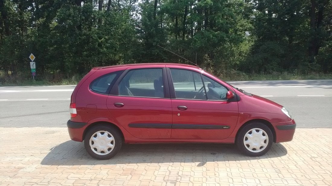 Renault Scenic 1.6 benzina 2000