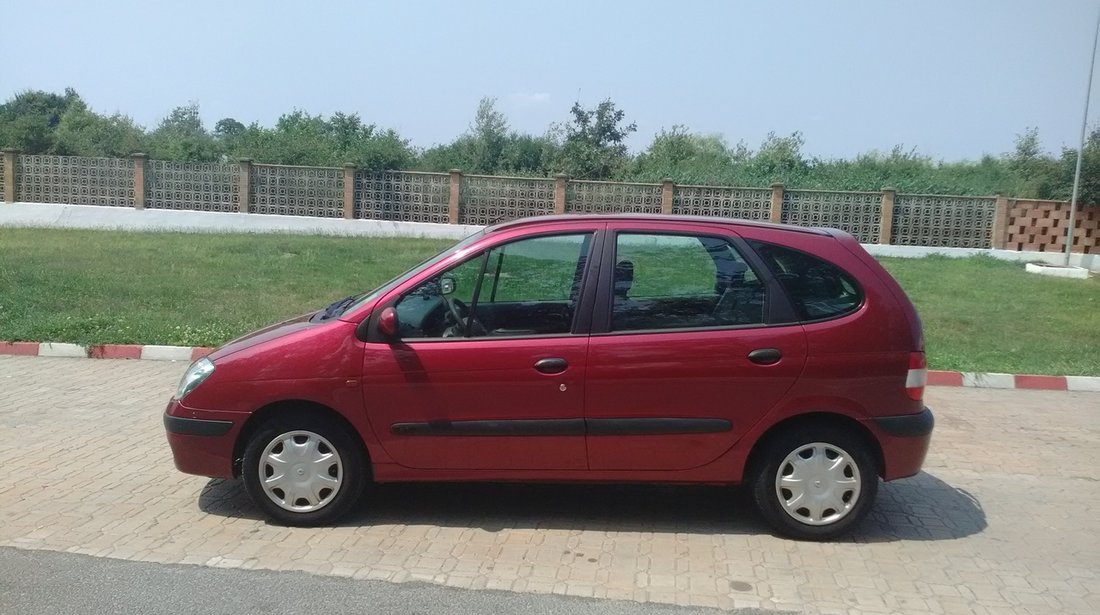 Renault Scenic 1.6 benzina 2000