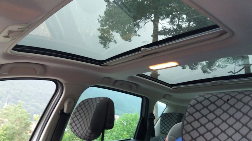 Renault Scenic 1.6 DCI 130 CP 2011