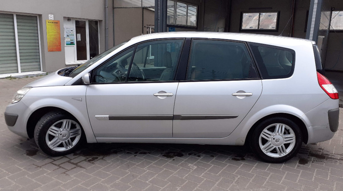 RENAULT SCENIC 1.9 130CAI DPF 2005 IMPECABILA CUTIE MANUALA