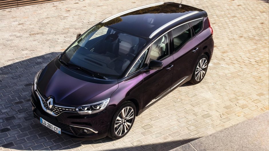 Renault Scenic si Grand Scenic Initiale Paris