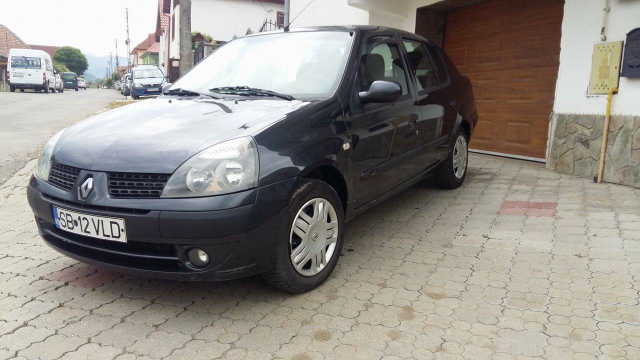 Renault symbol 2006