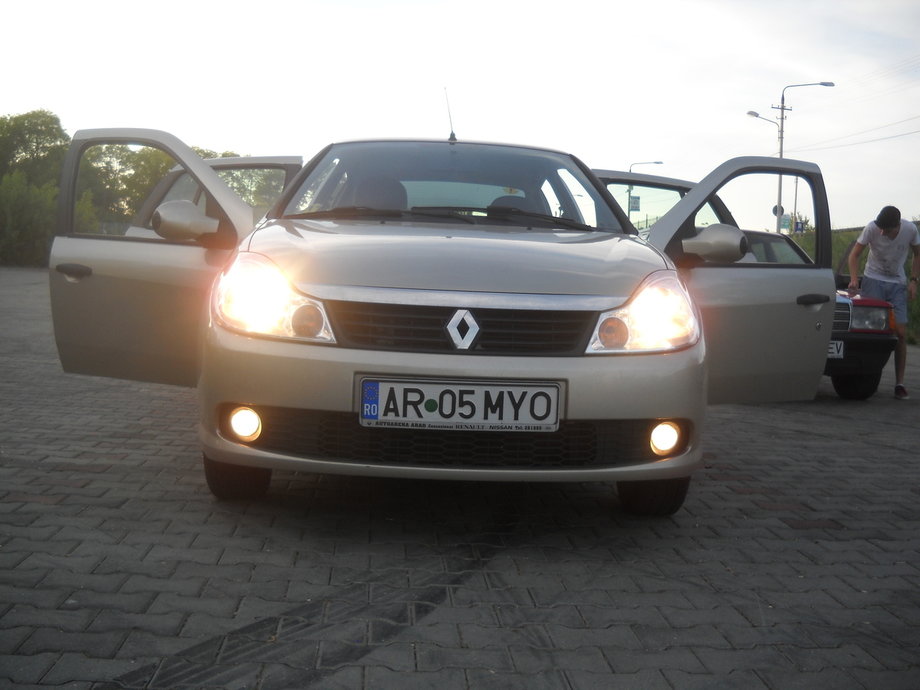 Renault Symbol Expression