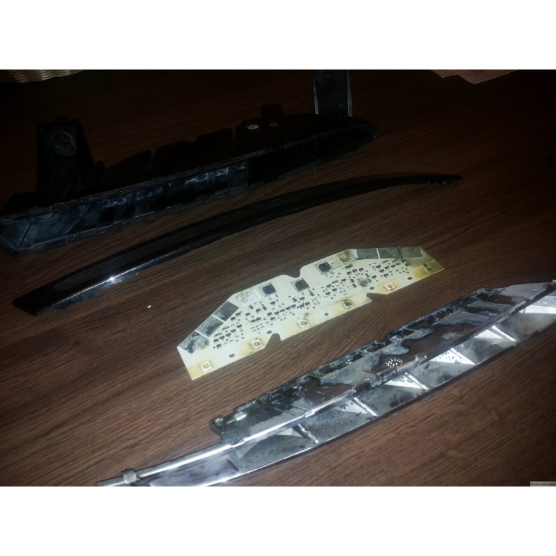 Reparam lampi DRL cu leduri arse sau diverse defecte pentru orice tip de autoturism