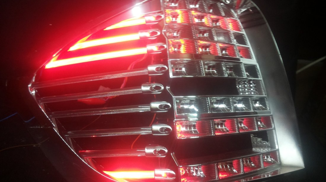 Reparam stopuri cu led pentru orice tip de autoturism MERCEDES