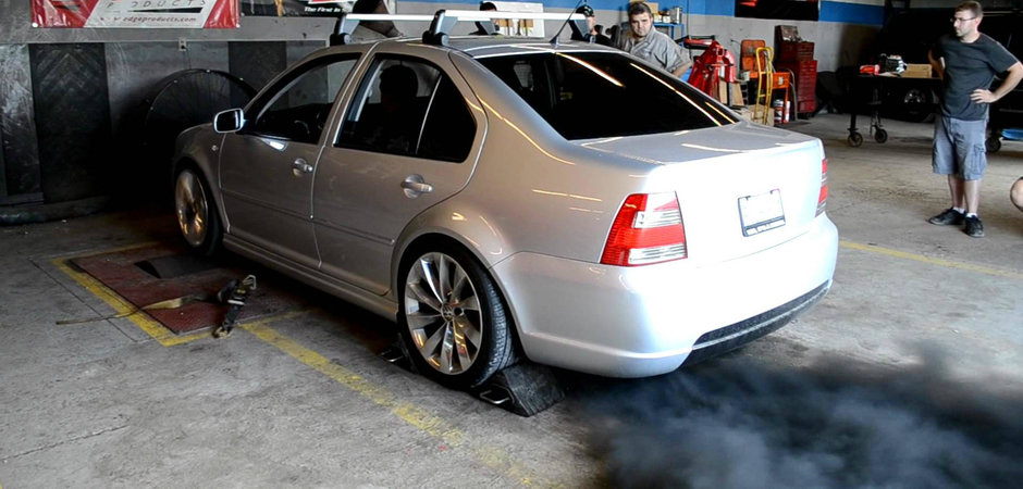 'Repararea' masinilor Volkswagen, Audi, Seat si Skoda cu probleme, o gluma proasta 'Repararea' masinilor Volkswagen, Audi, Seat si Skoda cu probleme, o gluma proasta