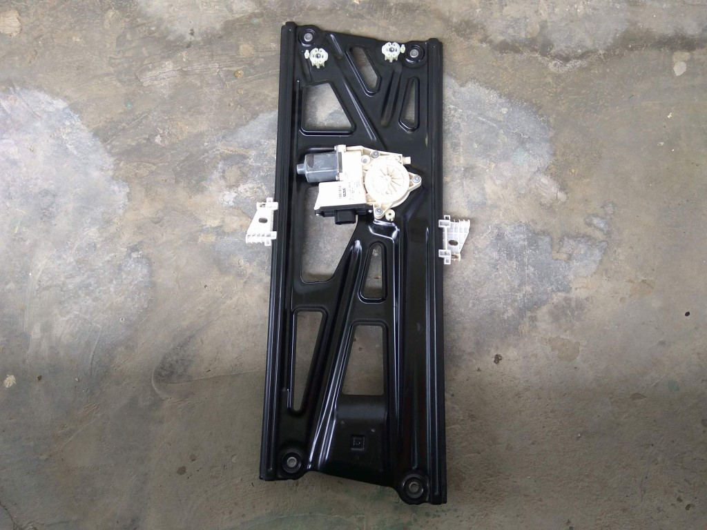 Reparatii Macarale Geam Daf XF euro 6 (2014-2024)