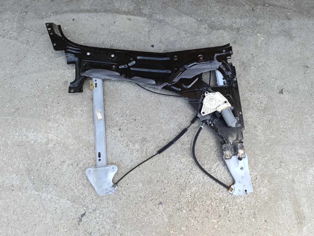 Reparatii Macarale Geam Mercedes Arocs (2013-2025)