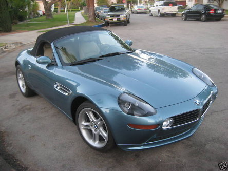 Replica de BMW Z8 facuta din Z4