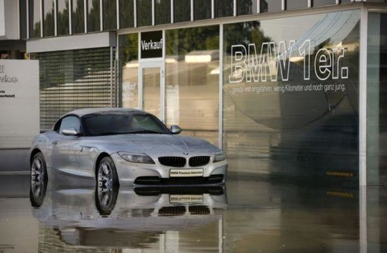 Reprezentanta BMW dupa inundatii