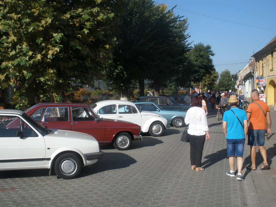 Retromobil vine in orasul tau - Sebes 15-17.09