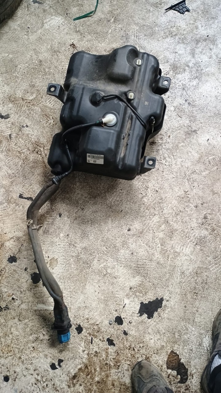 Rezervor AdBlue 172A21178R Opel VIVARO B Van (X82) 1.6 CDTI 95 cai