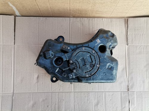 Rezervor Adblue BMW X3 G01, X4 G02 (2020-2023) cod 1619 9884894 / 7418879 10