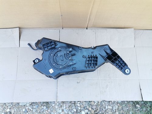 Rezervor adblue BMW X5 G05 / X6 G06 cod 1619-7440009, 7440010, 9488148, 9488144-03, 7418879 02