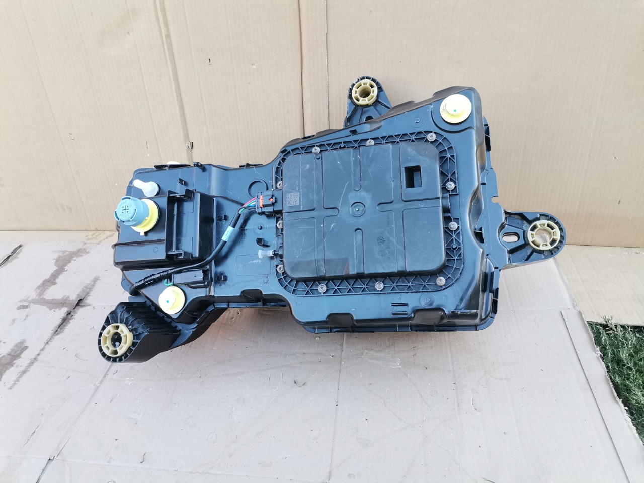 Rezervor adblue Citroen Berlingo 3 III Peugeot Partner 2 II 1.6 Diesel cod P1001539
