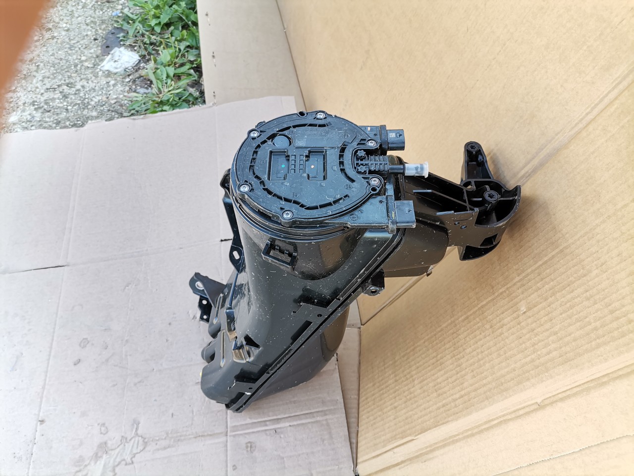 Rezervor AdBlue cu pompa Volvo XC60 II XC90 V90 S90 2.0 D cod 31405814