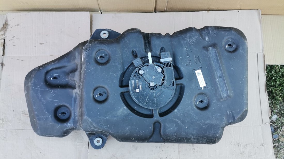 Rezervor AdBlue pentru Mercedes ML W166, GLE, W292 cod A1664704401, A0994710475