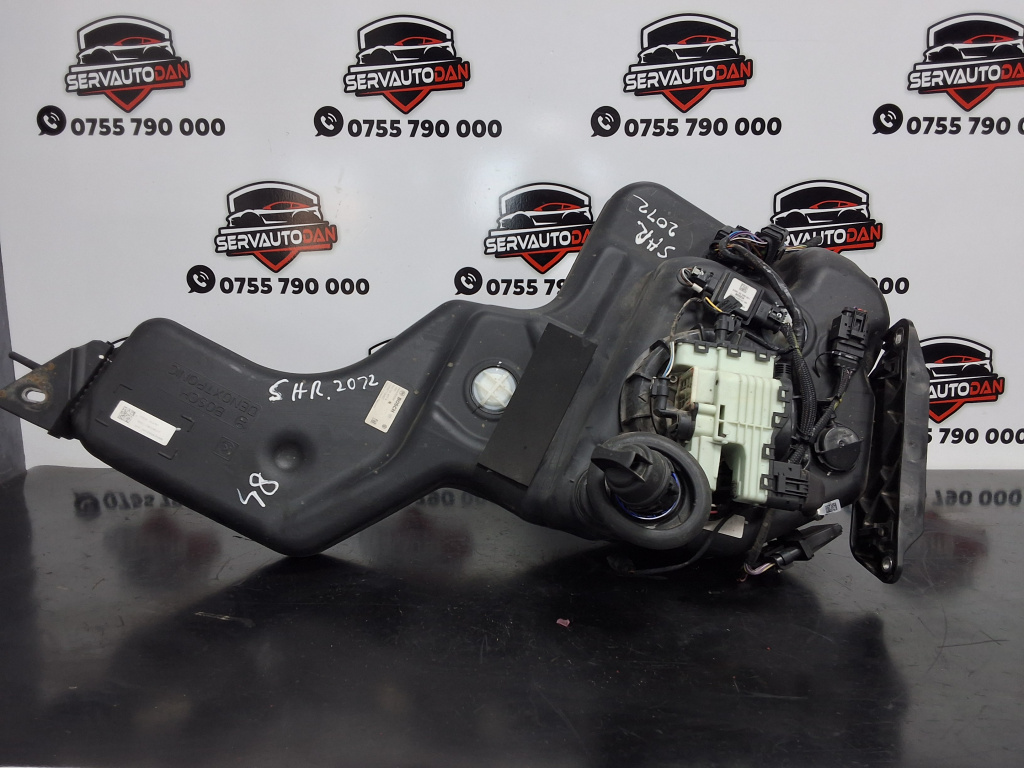 Rezervor AdBlue Volkswagen Sharan (2010-2020) [7N] 2.0 Motorina 2012, 7N0131877G