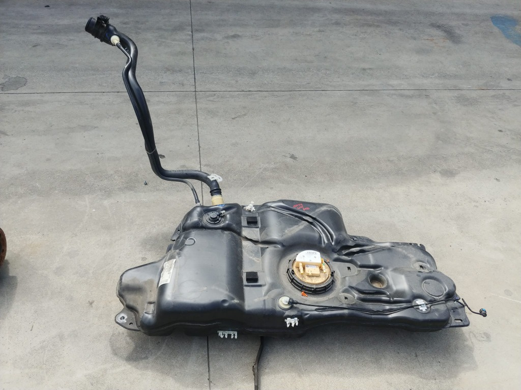 Rezervor auto 2.0 hdi peugeot 5008 2 2019 9813793180