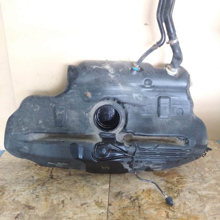 Rezervor Combustibil Toyota AVENSIS (T25) 2003 - 2008 Motorina