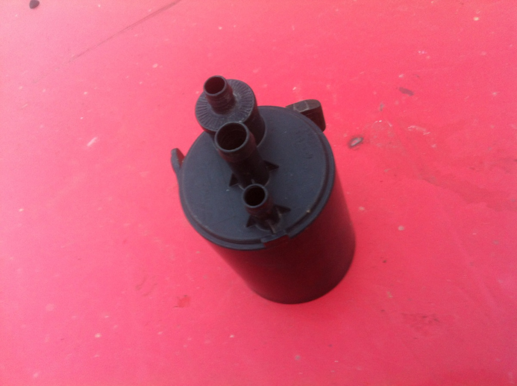 Rezervor gaze BMW Seria 3 E46 [1997 - 2003] Sedan 4-usi 318i MT (118 hp) 1.9