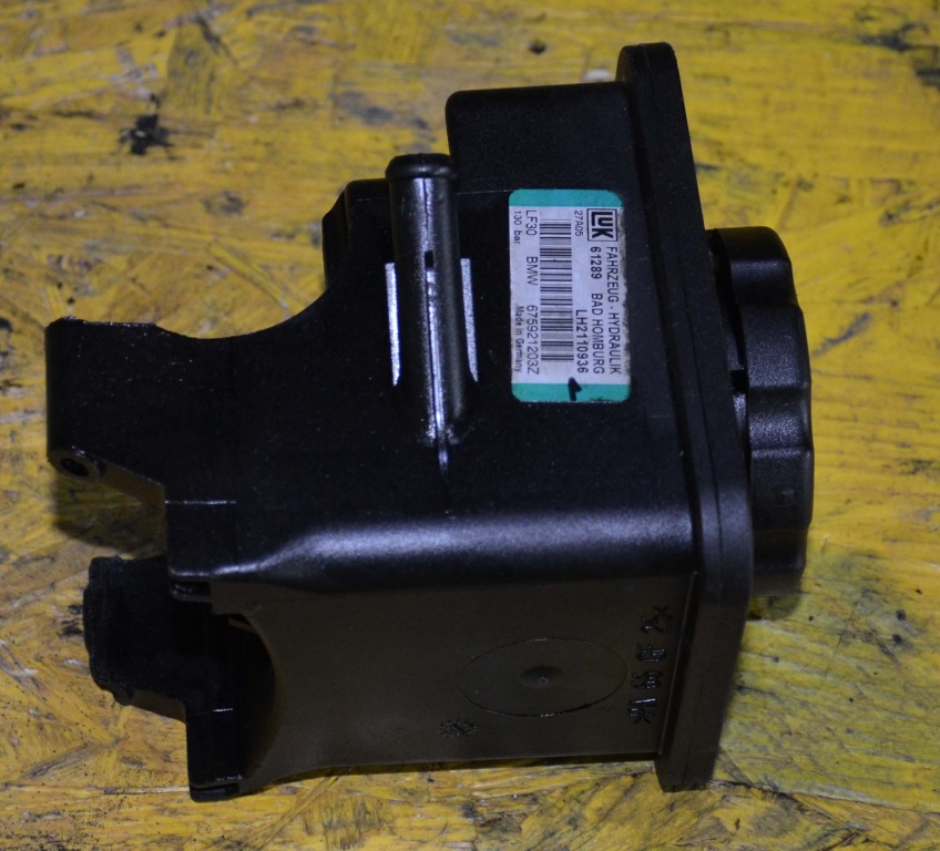 Rezervor pompa servo BMW E65 E66 SERIA 7 / 675921203
