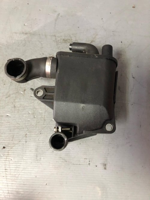 Rezervor ulei 2.0 turbo b volvo v70 1271988