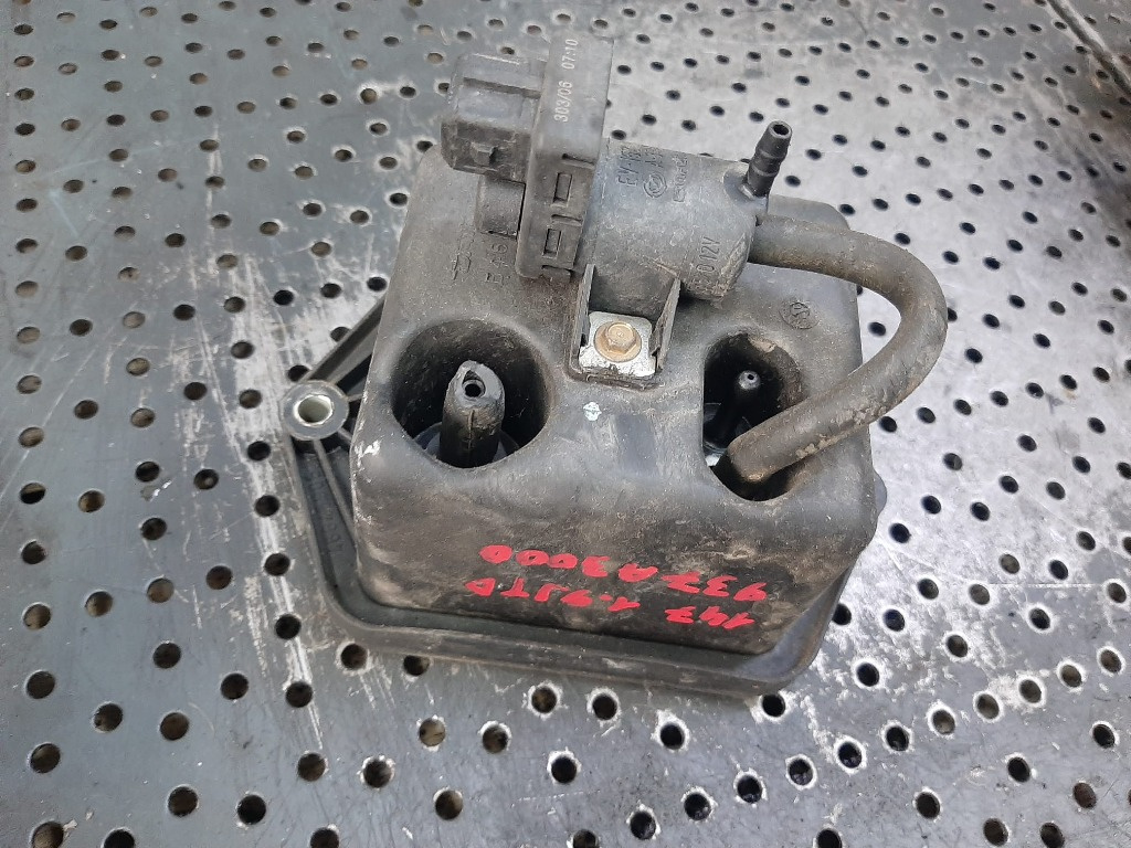 Rezervor vacuum 1.9 jtd alfa romeo 147 937 46845905